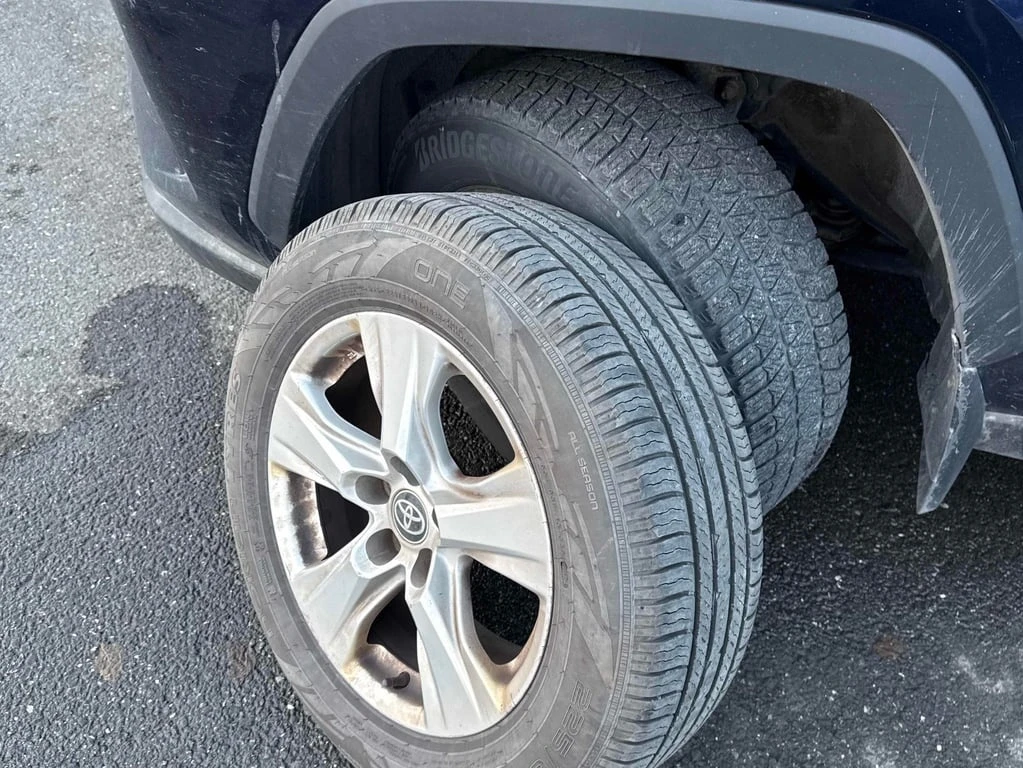 Toyota Rav4 * XLE * CARFAX * БЕЗ ПЪРВОНАЧАЛНА ВНОСКА - изображение 7