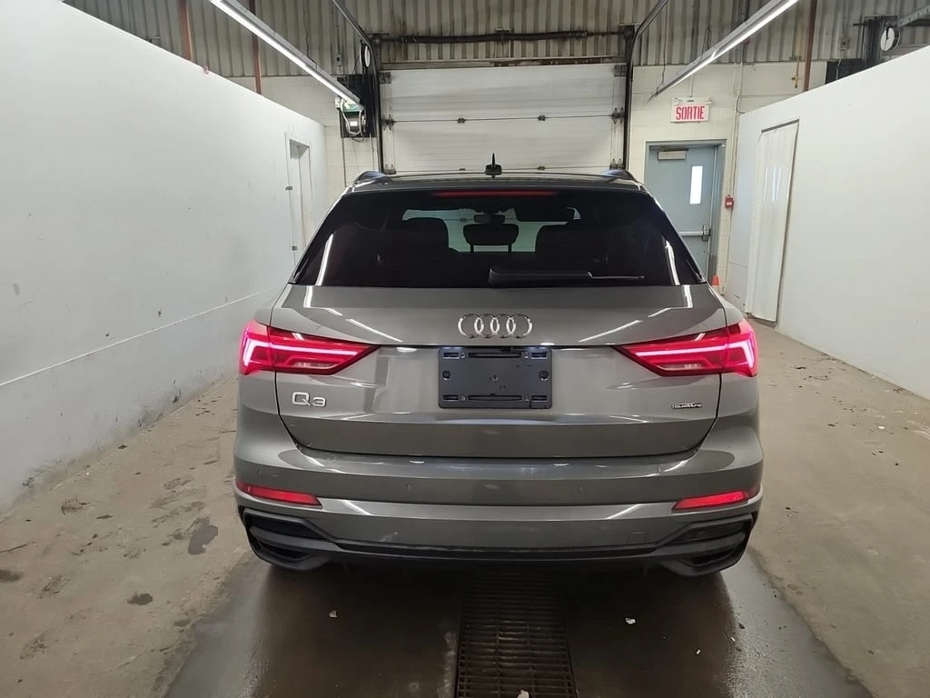 Audi Q3 / PROGRESSIV / PANO / PODGREV / CARFAX - изображение 6