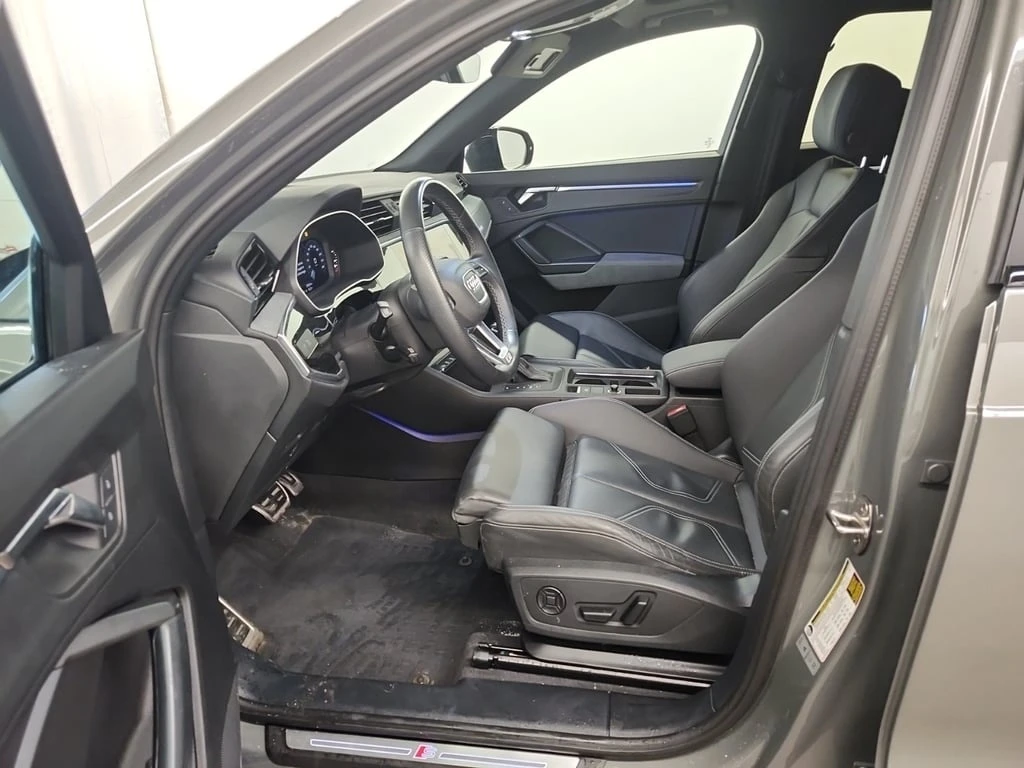 Audi Q3 / PROGRESSIV / PANO / PODGREV / CARFAX - изображение 9