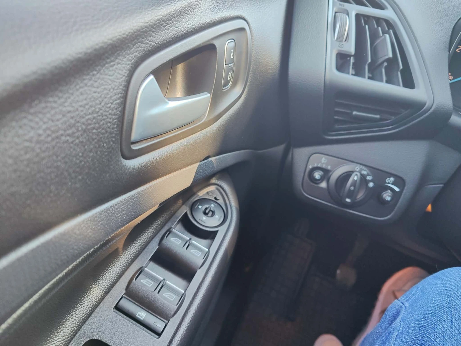 Ford Kuga Първи собственик от Мото Пфое, снимка 9 - Автомобили и джипове - 54130983