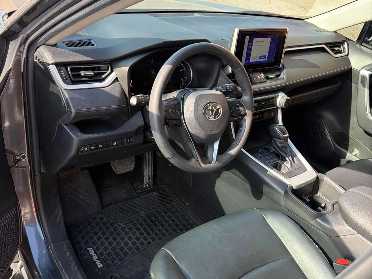 Toyota Rav4 XLE/ПОДГРЕВИ/ШИБИДАХ, снимка 7 - Автомобили и джипове - 54749282