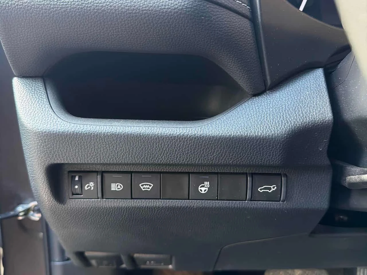 Toyota Rav4 XLE/ПОДГРЕВИ/ШИБИДАХ, снимка 12 - Автомобили и джипове - 54749282