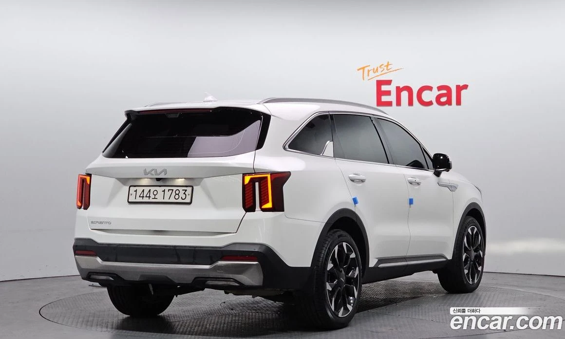 Kia Sorento Diesel 2.2 4WD Noblesse, снимка 2 - Автомобили и джипове - 56155235
