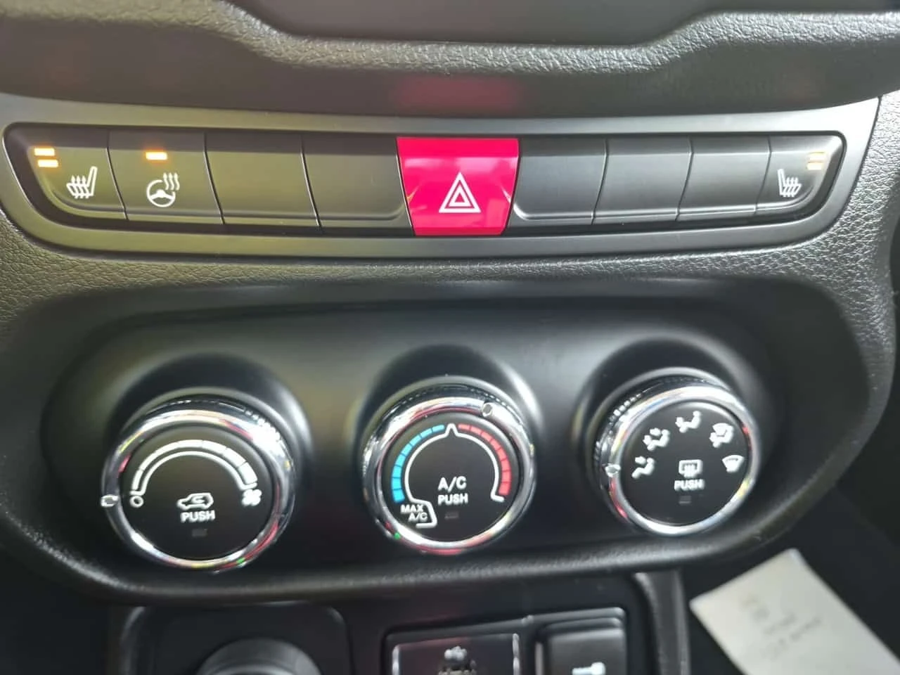 Jeep Renegade Trailhawk/CARFAX/�������/����������� | Mobile.bg � ����������� 11