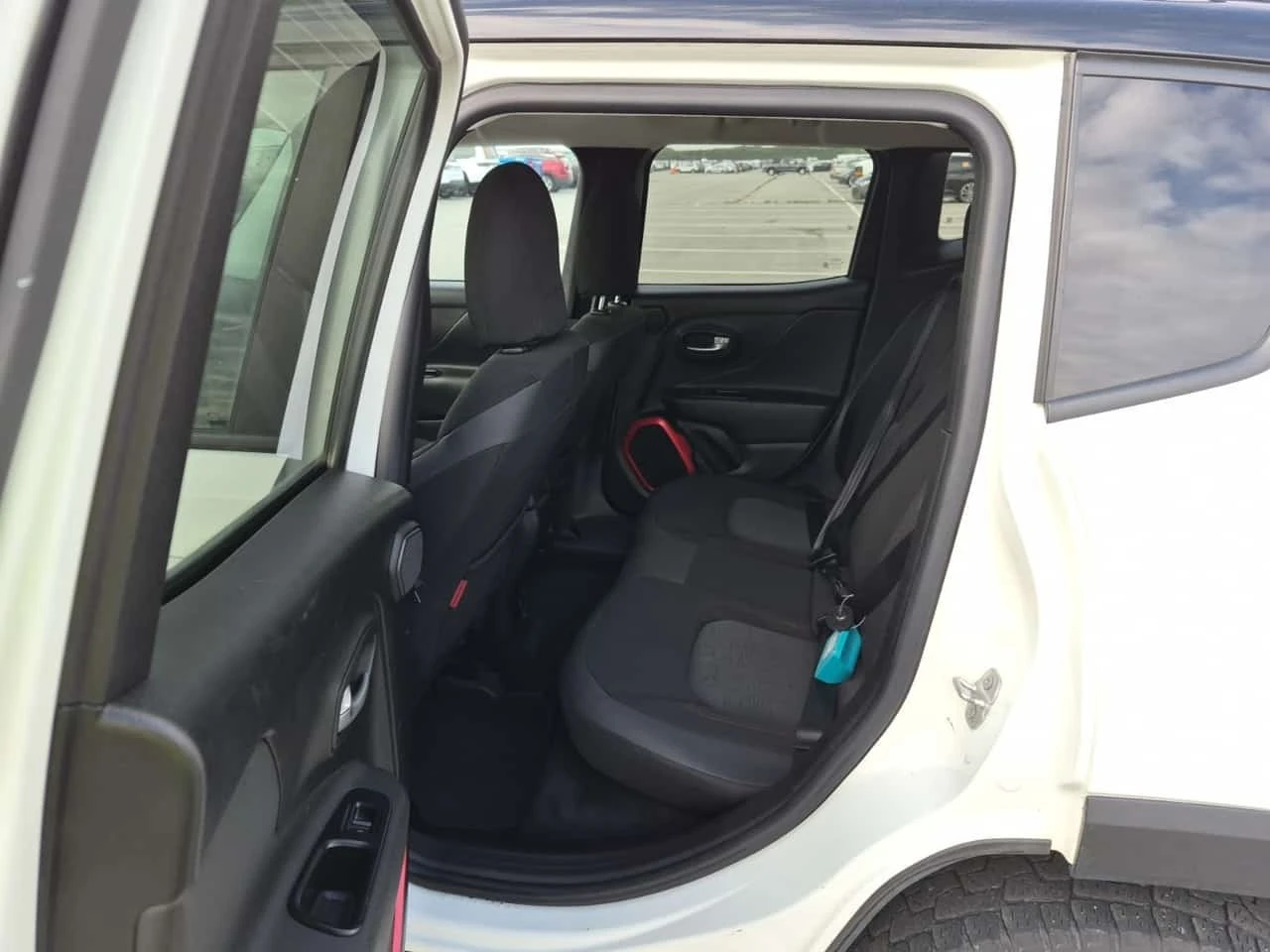 Jeep Renegade Trailhawk/CARFAX/�������/����������� | Mobile.bg � ����������� 3