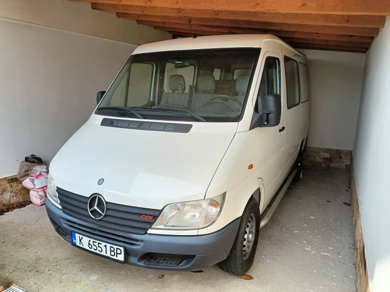 Mercedes-Benz Sprinter 208