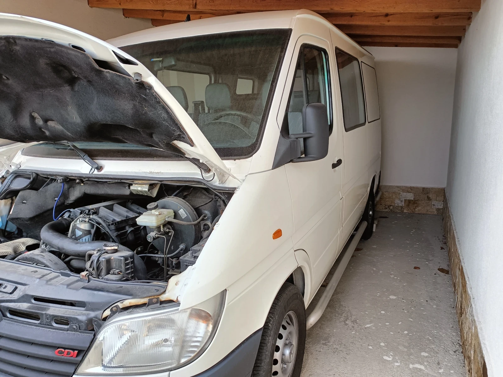 Mercedes-Benz Sprinter 208  - изображение 8