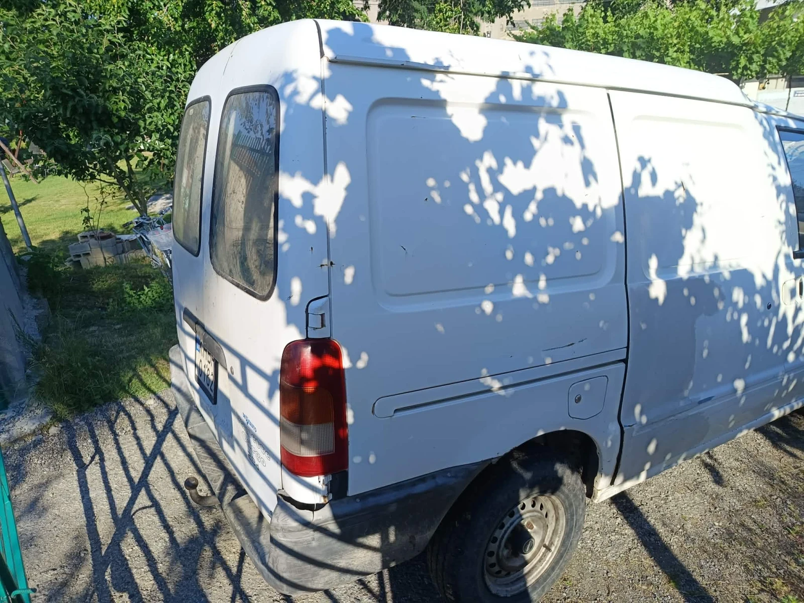 Nissan Vanette 2.3 dizel, снимка 4 - Бусове и автобуси - 55388621