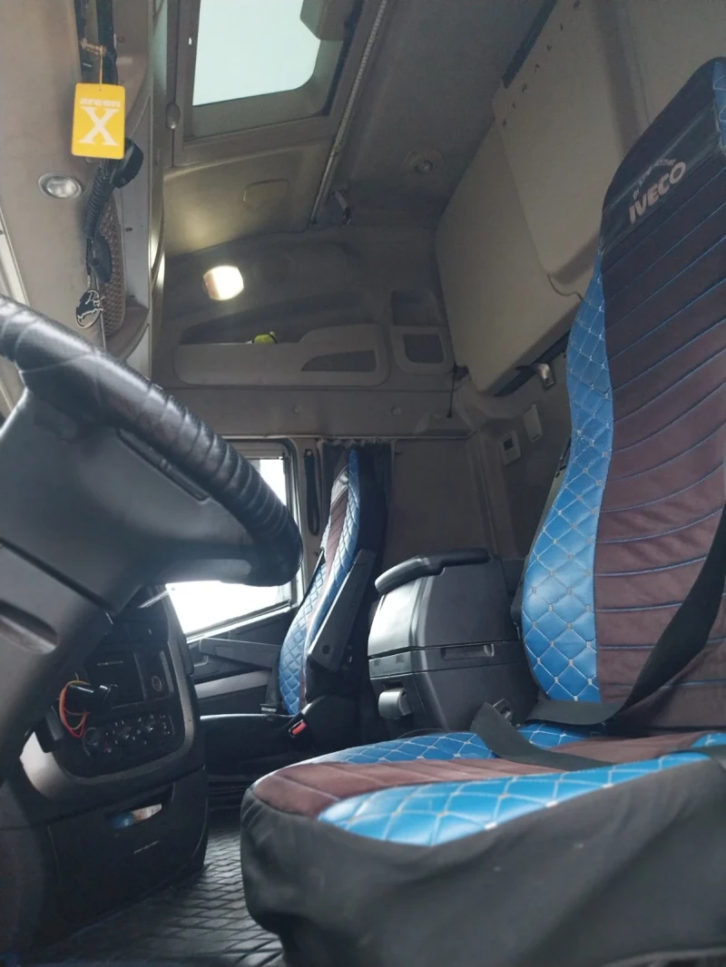 Iveco Stralis, снимка 4 - Камиони - 52678272