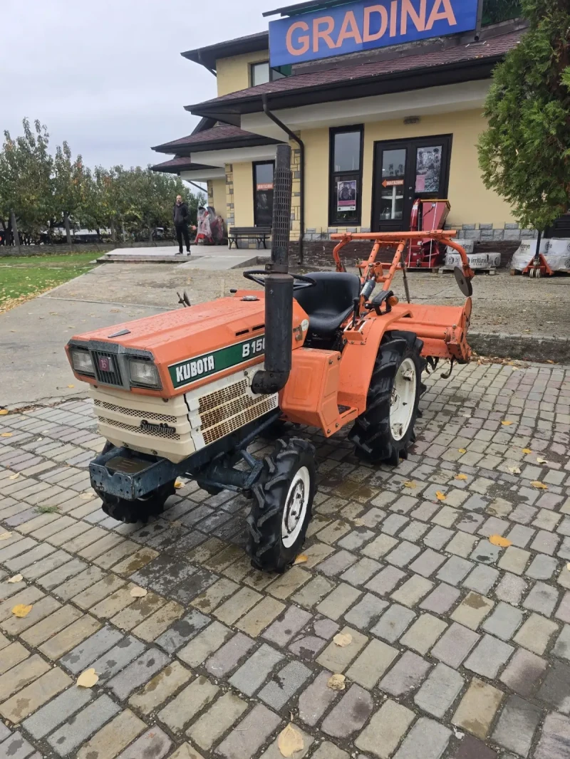 Трактор Kubota B1501, снимка 2 - Селскостопанска техника - 52302941