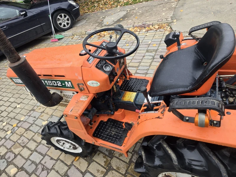 Трактор Kubota B1501, снимка 4 - Селскостопанска техника - 52302941
