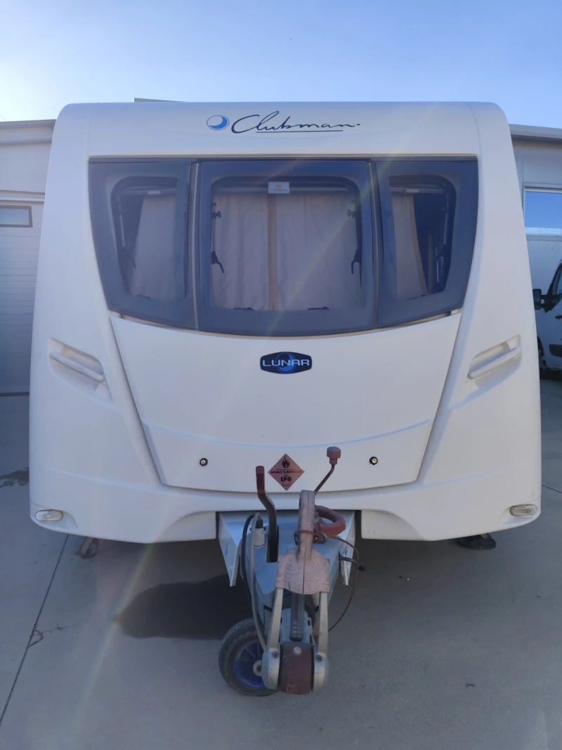 Каравана Coachmen LUNAR, снимка 3 - Каравани и кемпери - 50508026