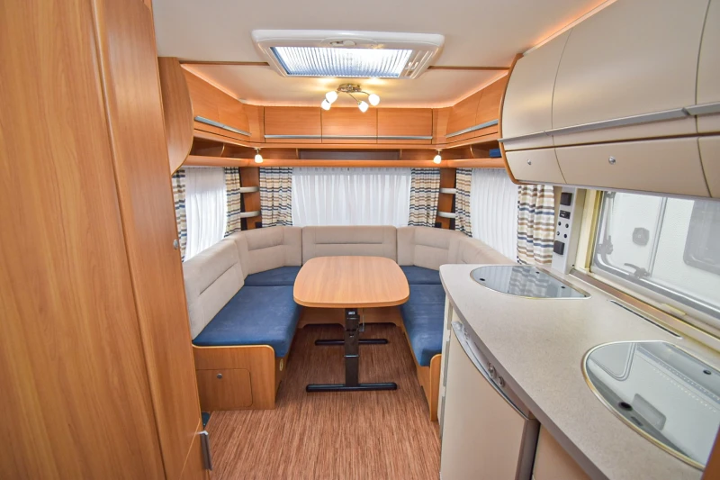 Каравана Fendt Saphir 510, снимка 14 - Каравани и кемпери - 52578635