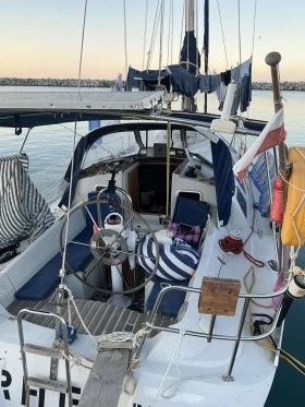 Ветроходна лодка Kirie Feeling 346, снимка 4 - Воден транспорт - 53604083