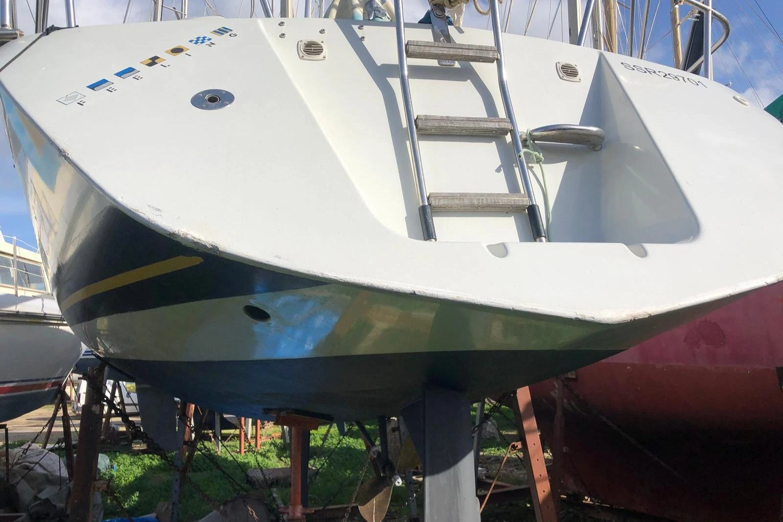 Ветроходна лодка Kirie Feeling 346 - изображение 8