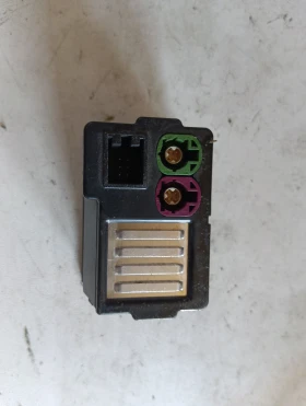 ����� �� �������� �� usb/aux 8V0035708 Audi A3