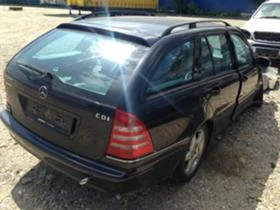 Mercedes-Benz C 220 CDI НАЧАСТИ 2005, снимка 4