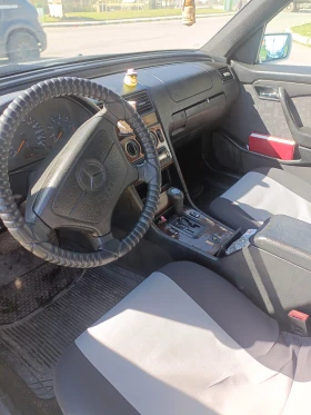 Mercedes-Benz C 200, снимка 5