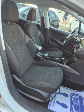 Peugeot 2008 1.6hdi+ Avtomat, снимка 11