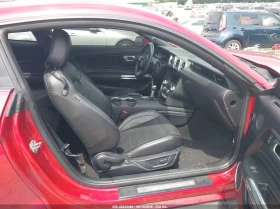 Ford Mustang 5.0l Gt Premium Fastback, снимка 5