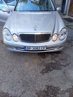 Mercedes-Benz 320 Mercedes E320 Gaz benzin, снимка 2