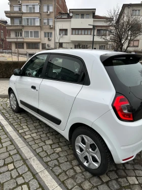 Renault Twingo E-Tech   | Mobile.bg    5