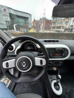 Renault Twingo E-Tech   | Mobile.bg    10