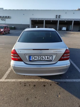 Mercedes-Benz C 200, снимка 4