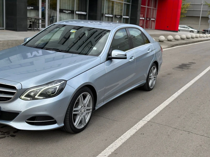 Mercedes-Benz E 250 2.2 CDI Avantgarde , снимка 2 - Автомобили и джипове - 43007883