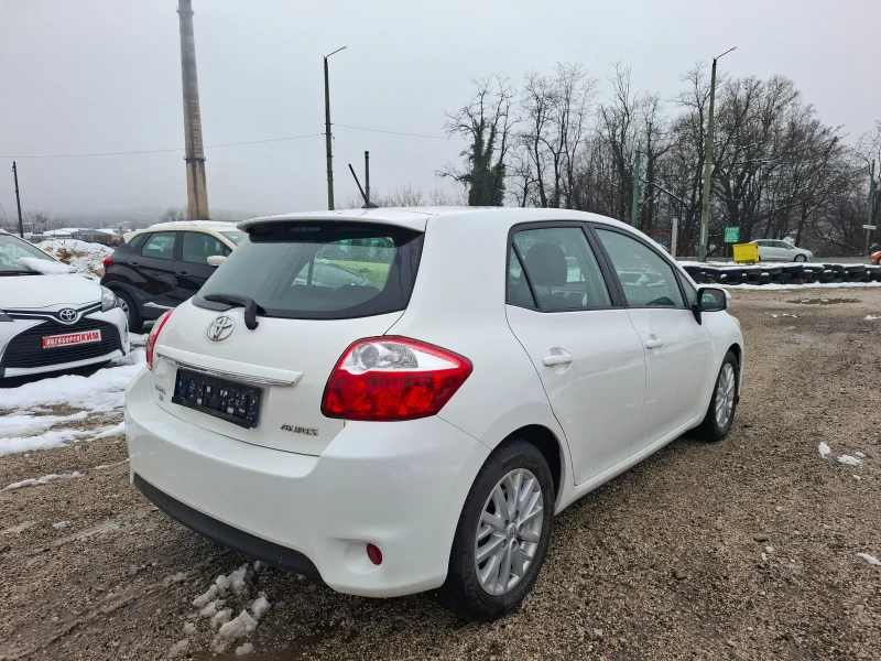 Toyota Auris, снимка 5 - Автомобили и джипове - 48281028