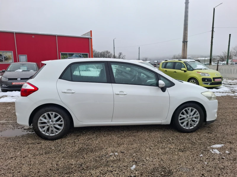 Toyota Auris, снимка 4 - Автомобили и джипове - 48281028