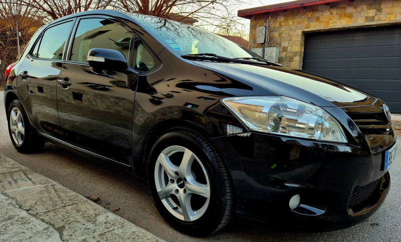 Toyota Auris 2.0d4d-FACELIFT-veriga-6скорости-japan , снимка 1 - Автомобили и джипове - 48338288