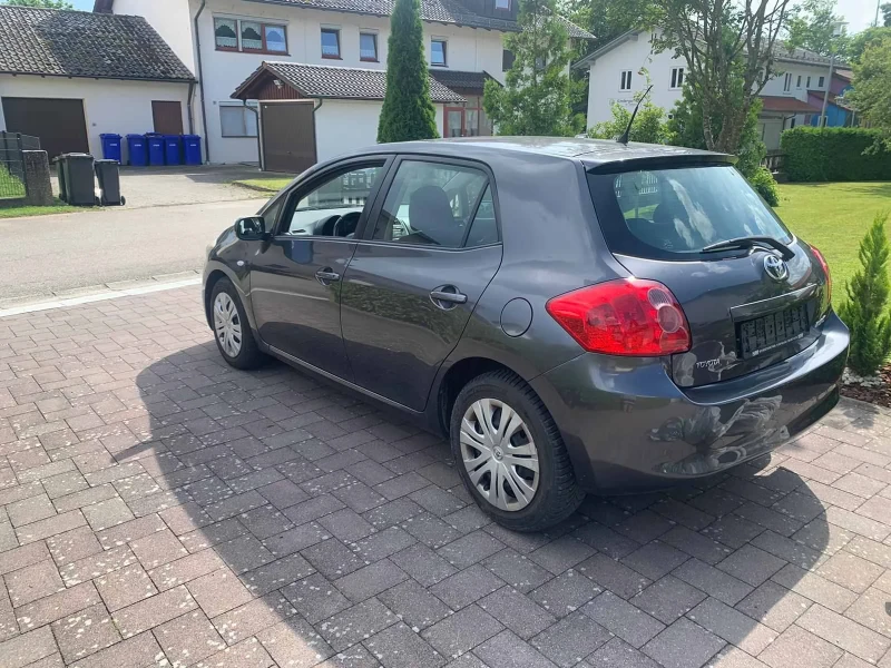 Toyota Auris, снимка 6 - Автомобили и джипове - 48729103