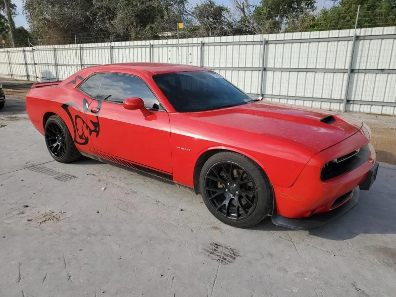 Dodge Challenger, снимка 4 - Автомобили и джипове - 48762779