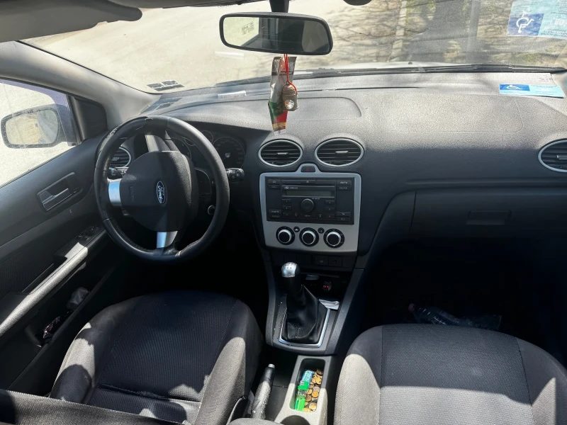 Ford Focus 1.6, снимка 5 - Автомобили и джипове - 49560593