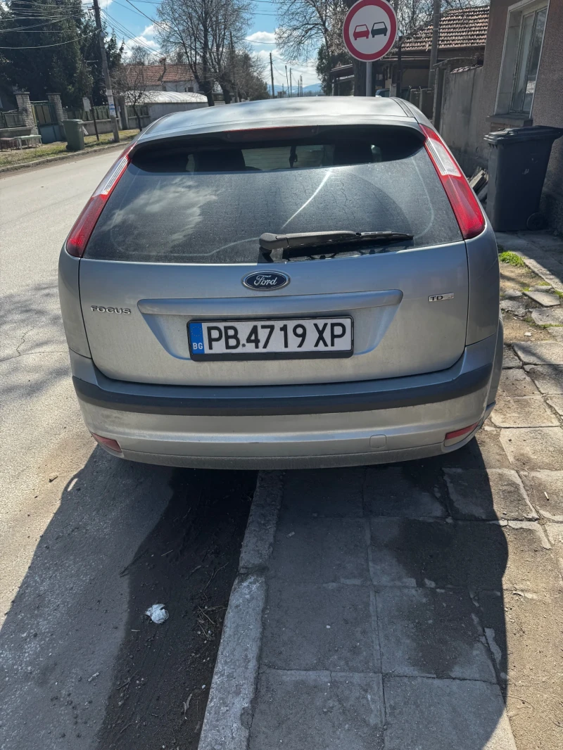 Ford Focus 1.6, снимка 4 - Автомобили и джипове - 49560593