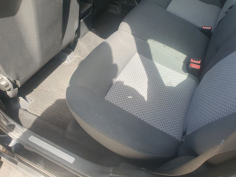 Mercedes-Benz A 150 1.5, снимка 9 - Автомобили и джипове - 49929049