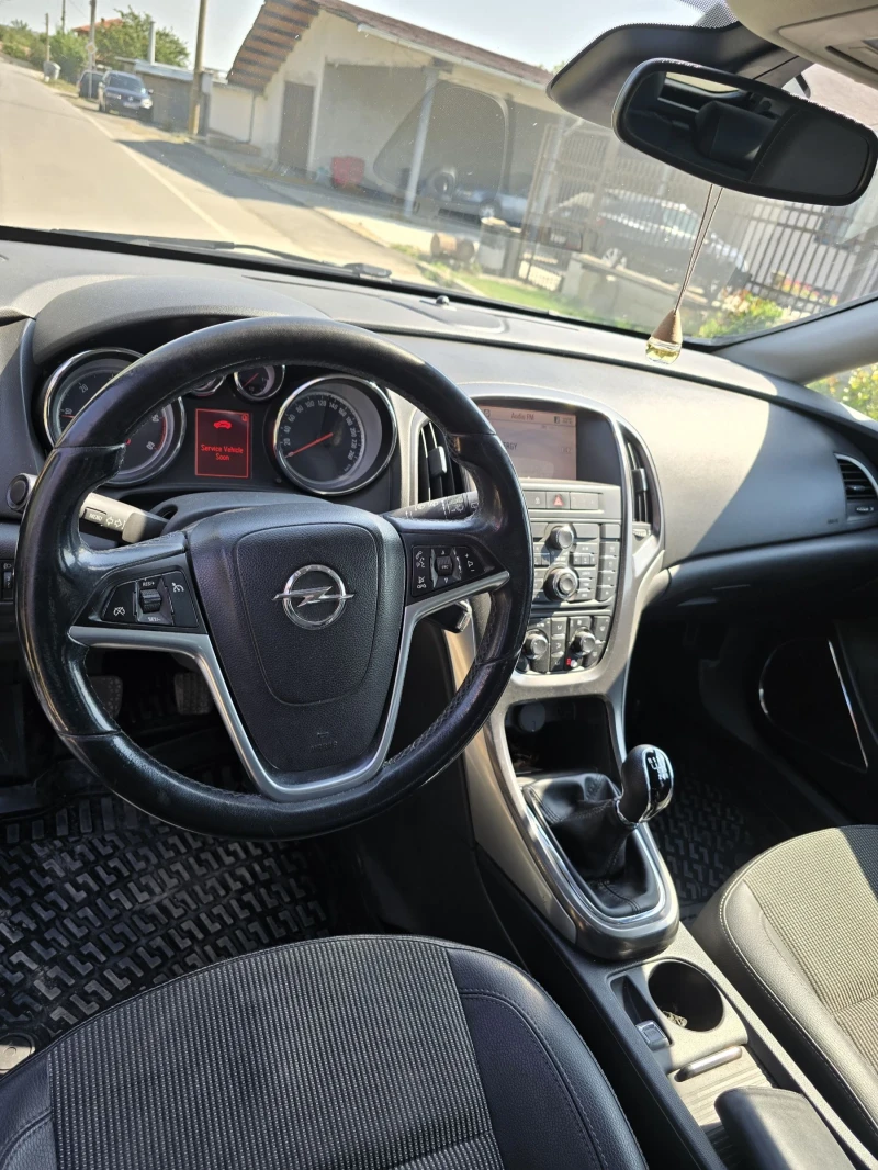 Opel Astra 1.7CDTI , снимка 6 - Автомобили и джипове - 52497218