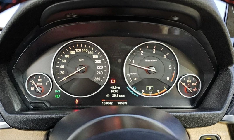 BMW 320, снимка 8 - Автомобили и джипове - 53248950