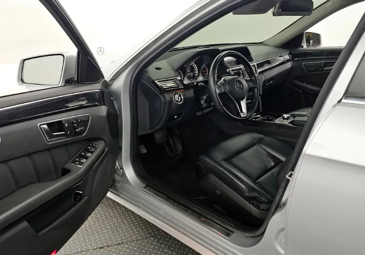 Mercedes-Benz E 220 CDI Avantgarde - изображение 9