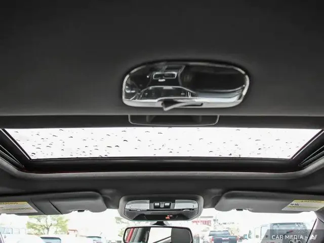 Subaru WRX * Sport 2.4 Turbo * CARFAX* ОПЦИЯ ЗА ФИНАНСИРАНЕ* , снимка 15 - Автомобили и джипове - 53216666