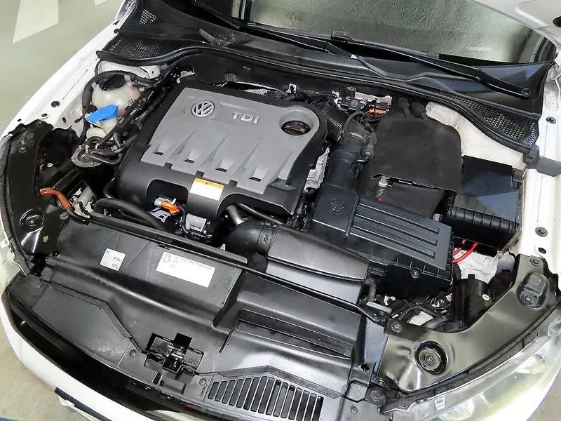 VW Scirocco 2.0 TDI R-LINE | Mobile.bg � ����������� 6