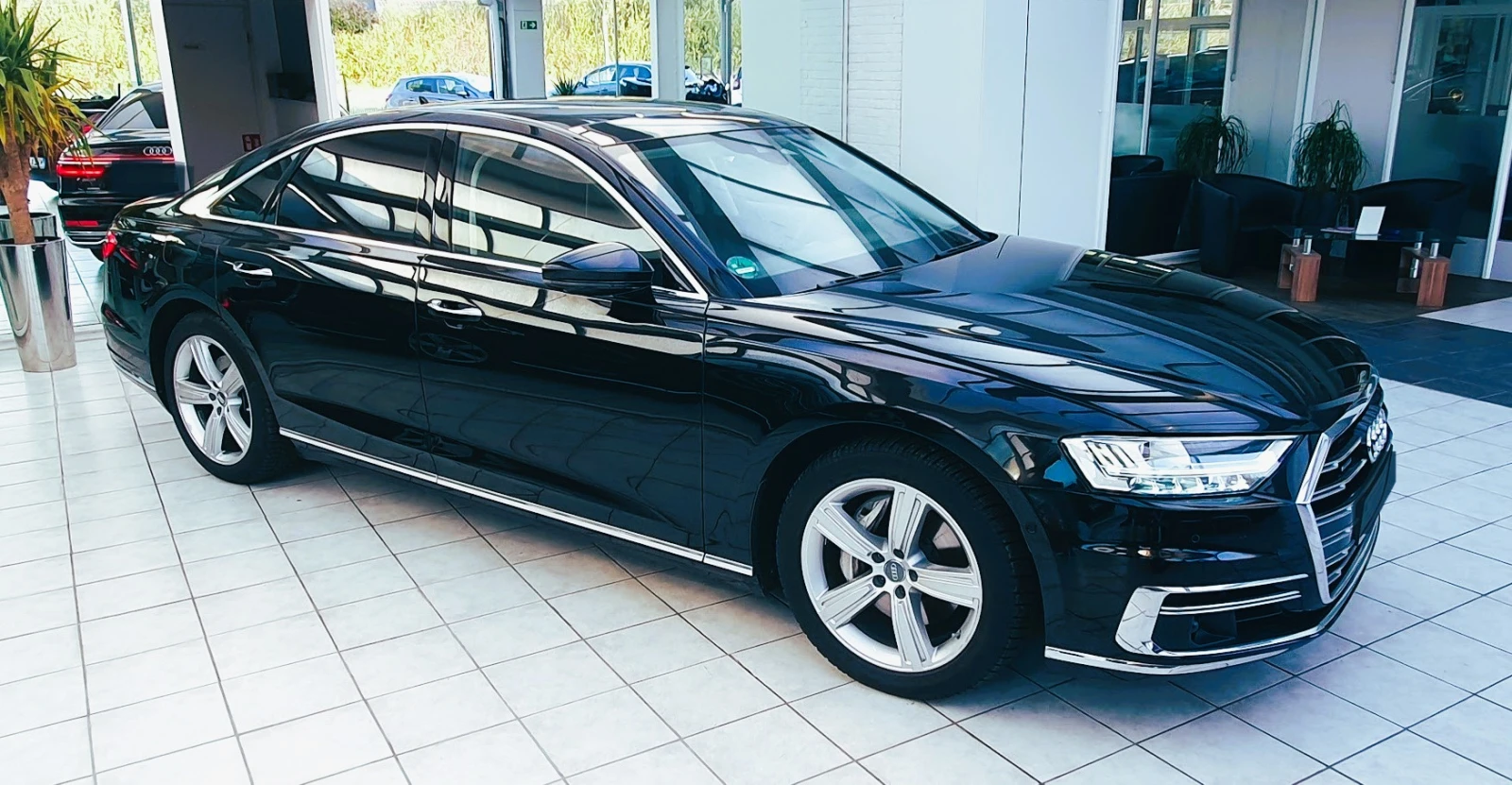Audi A8  - изображение 3