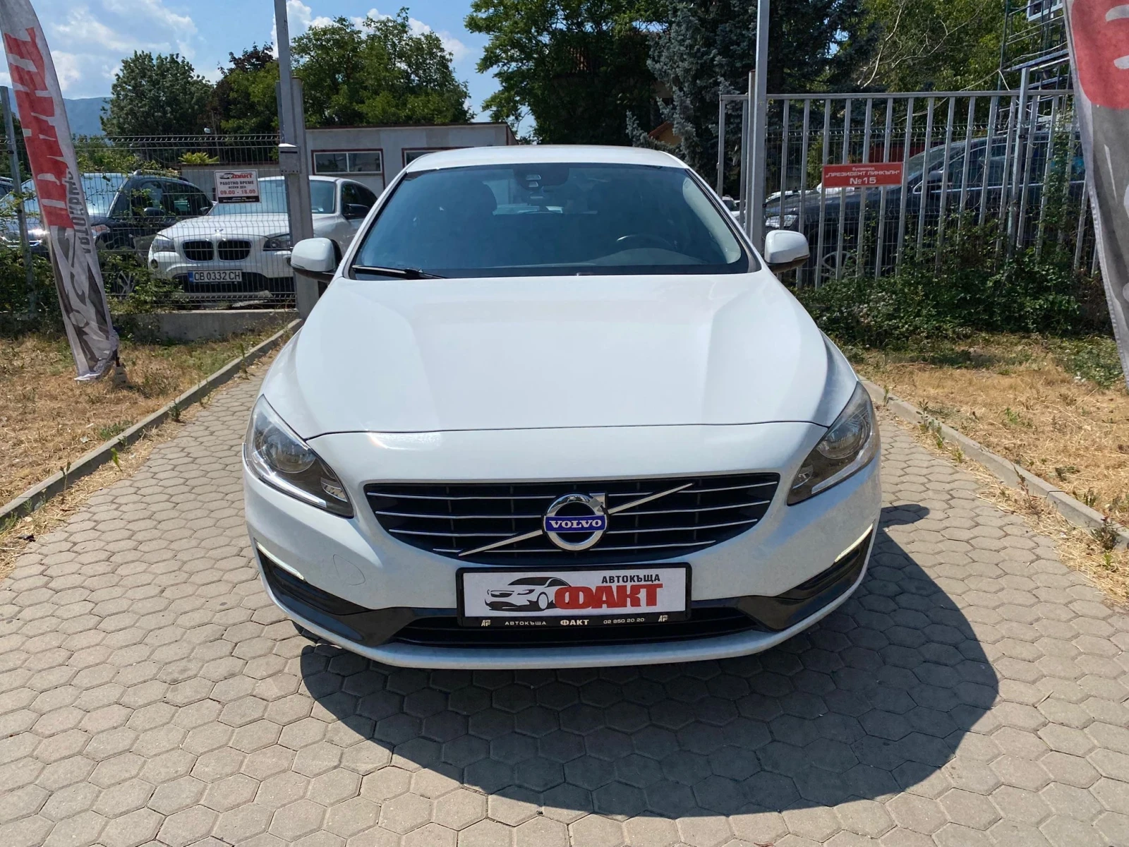 Volvo V60 2.0D/NAVI - изображение 2