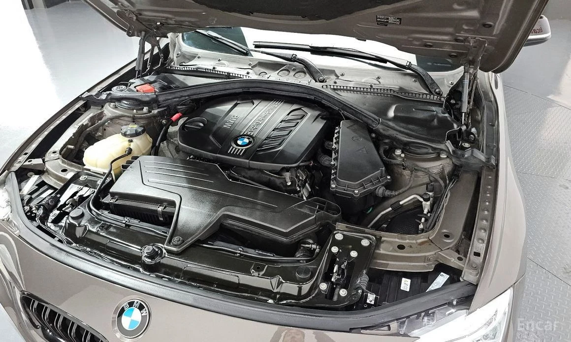 BMW 320  - изображение 6