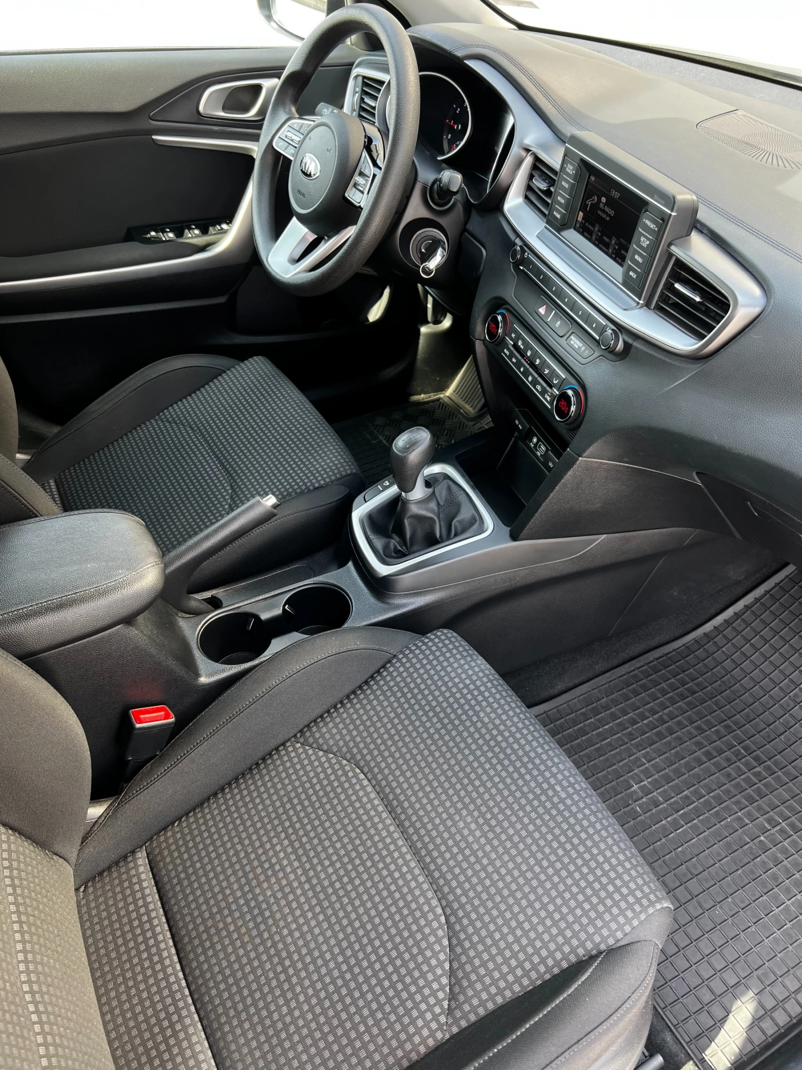 Kia Ceed, снимка 11 - Автомобили и джипове - 53873090