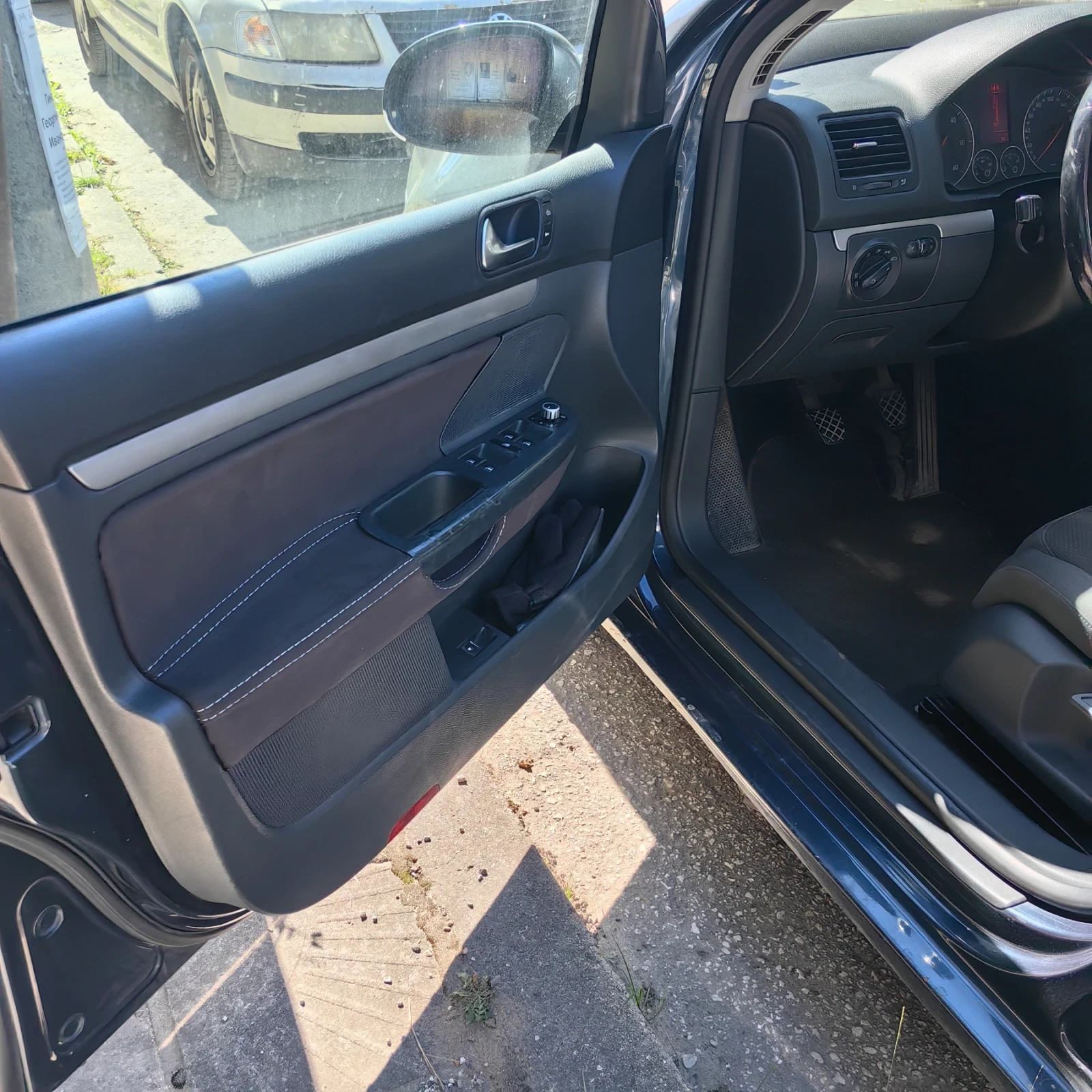 VW Golf 2.0TDI 140 4Motion , снимка 12 - Автомобили и джипове - 56347284
