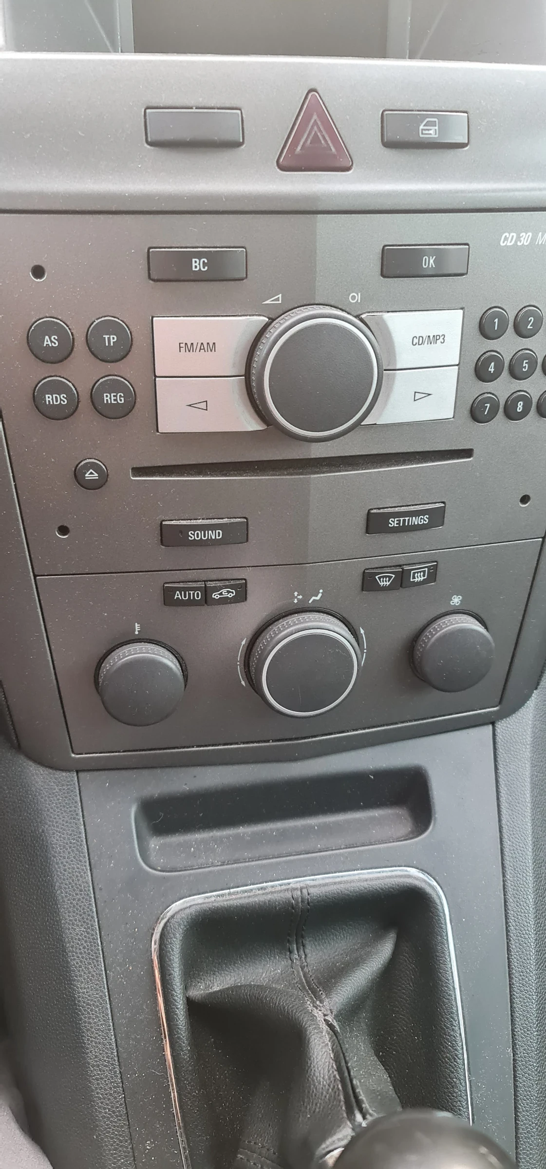 Opel Zafira, снимка 5 - Автомобили и джипове - 54071530