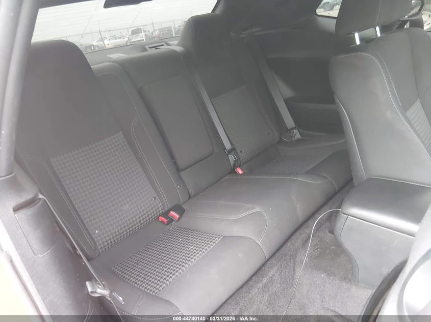 Dodge Challenger 5.7l R/T, снимка 8 - Автомобили и джипове - 54307229