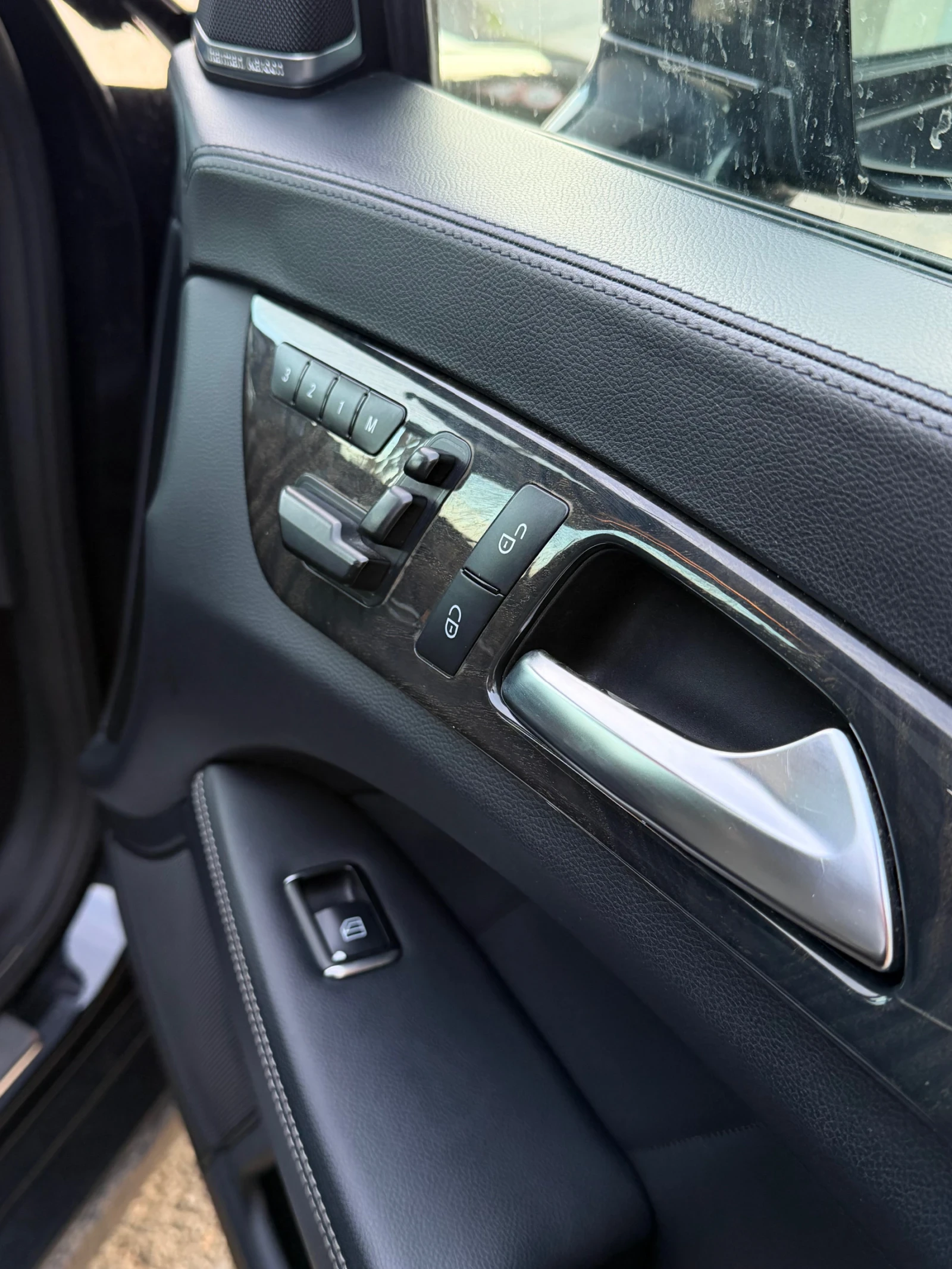 Mercedes-Benz CLS 500, снимка 5 - Автомобили и джипове - 54350072